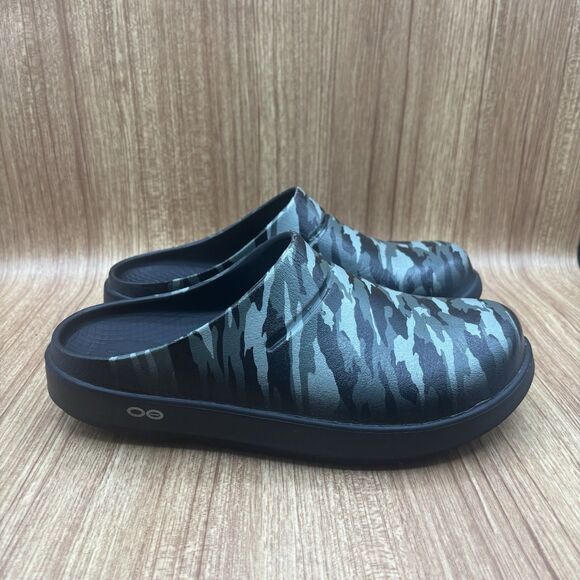 OOFOS OOcloog Limited Edition Green Camo Slip On Recovery Clog Size 39 M6 W8 - Picture 1 of 8